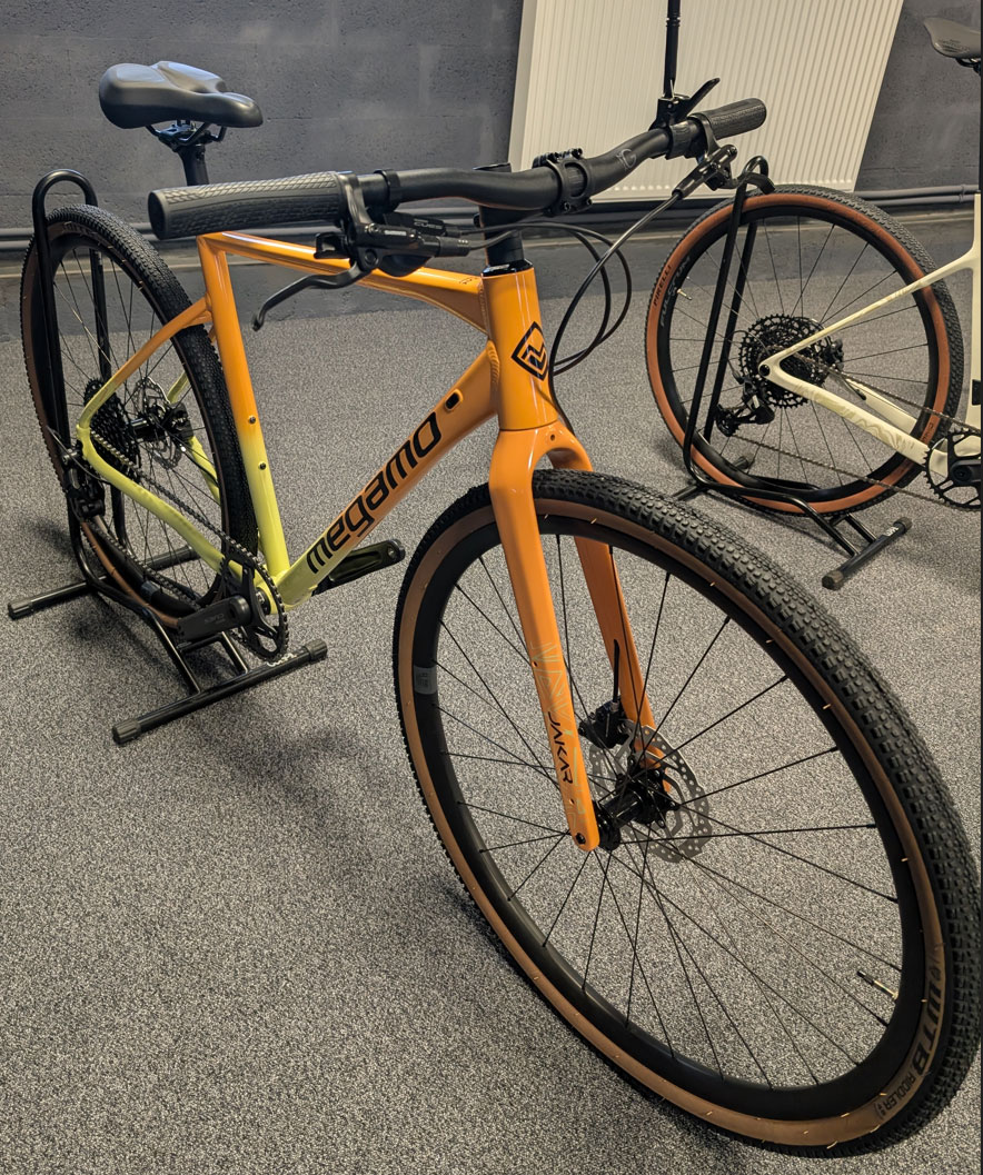 Megamo_Jakar Megamo_Jakar Flat Bar